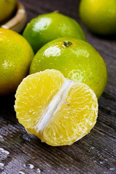 红帽蒜苔 从农田到餐桌的视觉盛宴